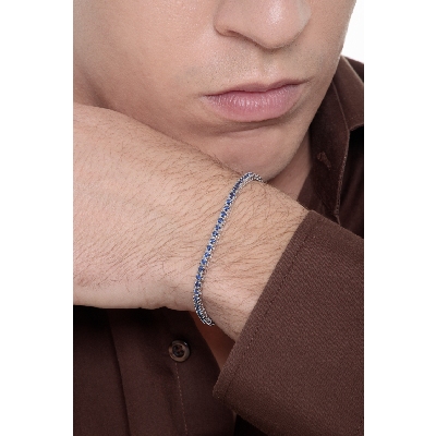 Bracelet Tennis en or blanc 18 carats avec des saphirs bleus