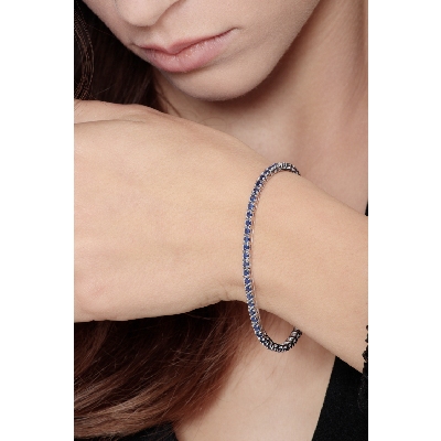 Bracelet Tennis en or blanc 18 carats avec des saphirs bleus