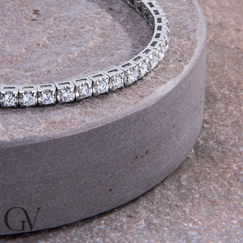 Tennis bracelet avec diamants or blanc 750 Tennis bracelet avec diamants or blanc 750