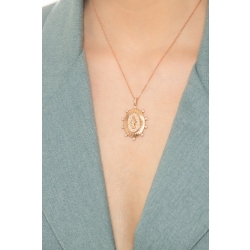Collier en or rose 18k avec la Vierge orné de diamants 2