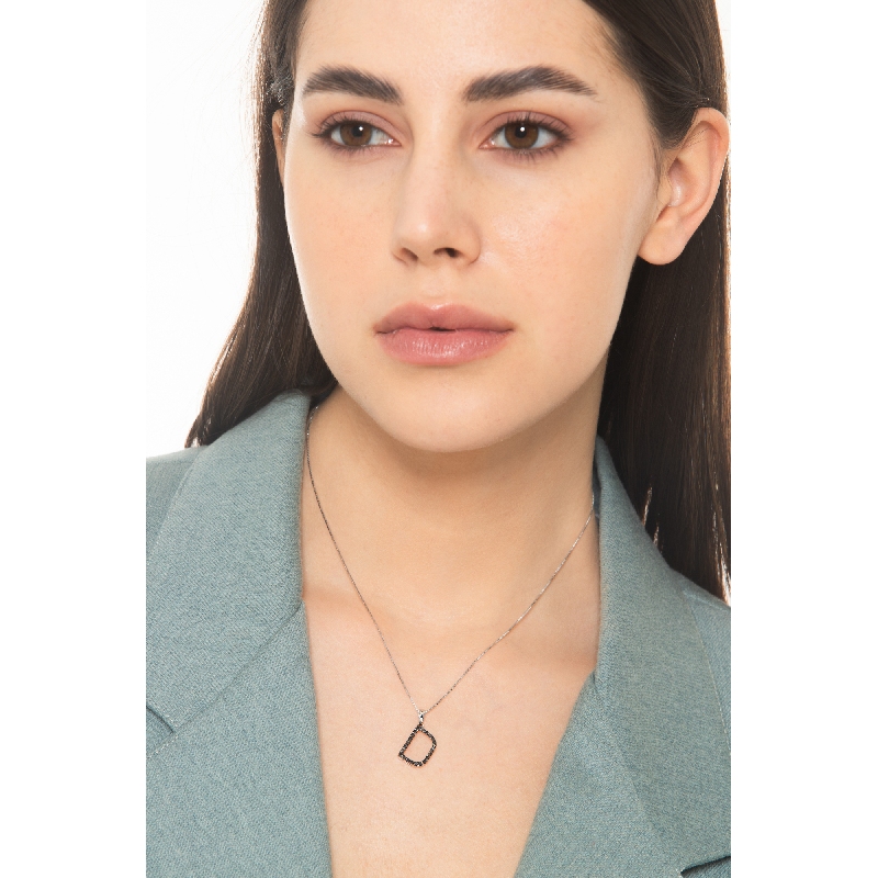 Pendentif lettre D collier femme or blanc et diamants noir Pendentif lettre D collier femme or blanc et diamants noir
