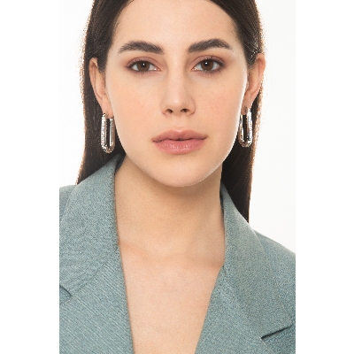 Boucles d'oreilles en or blanc 18 carats avec diamants