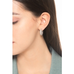 Creoles en or blanc 18k maille avec diamants 2