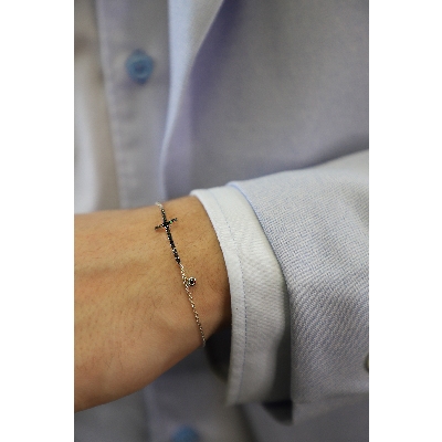 Bracelet croix pour homme en diamants noirs et or blanc 18k 