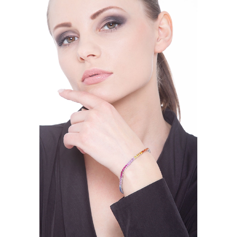 Bracelet tennis à fil en or blanc 18 ct saphirs multicolores  Bracelet tennis à fil en or blanc 18 ct saphirs multicolores