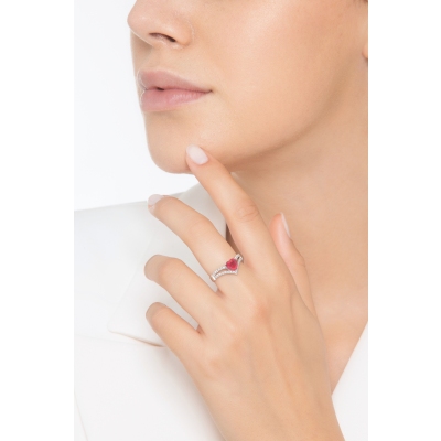 Bague rubis  et double rangée de diamants or 750 