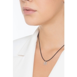 Pendentif lettre M en Or blanc 18 carats 2
