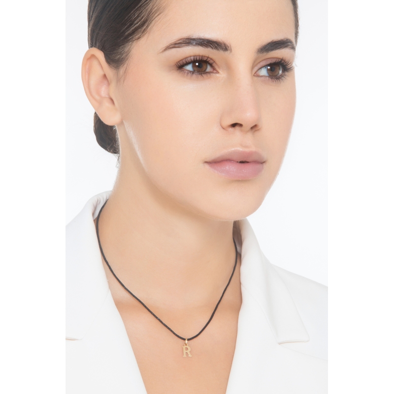 Pendentif avec lettre initiale  R Pendentif avec lettre initiale  R