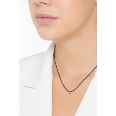 Pendentif avec lettre initiale U or jaune