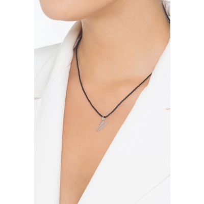 Pendentif avec la lettre Y en initiale cursive en or blanc 18k