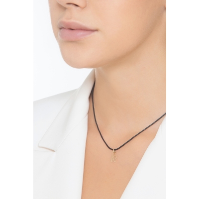 Pendentif avec lettre initiale A