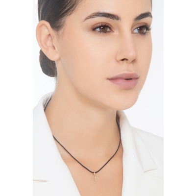 Pendentif avec lettre initiale B