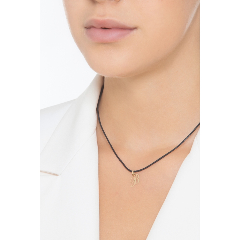 Pendentif avec lettre initiale B