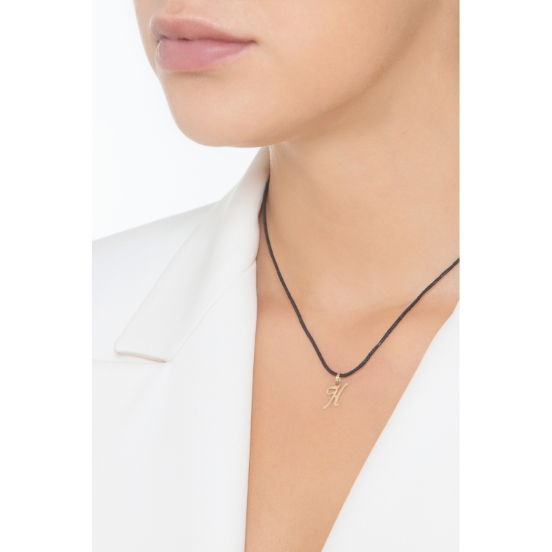 Pendentif avec lettre initiale H Pendentif avec lettre initiale H