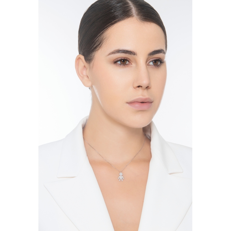 Collier en or blanc 18k avec pendentif enfant  Collier en or blanc 18k avec pendentif enfant