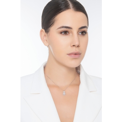 Collier en or blanc 18k avec pendentif enfant 