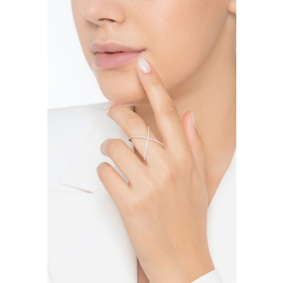 Bague croisée avec diamants en or blanc 750 