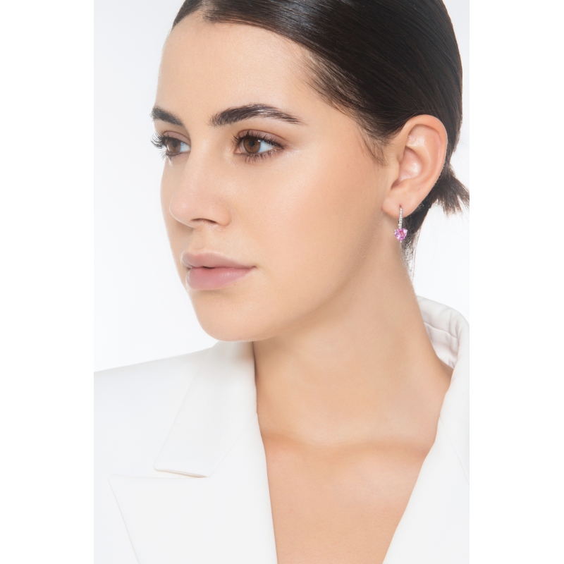 Boucles d'oreilles en or blanc 18 carats avec saphir rose Boucles d'oreilles en or blanc 18 carats avec saphir rose