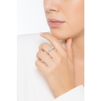 Bague trilogie avec diamants 0.75 ct en or blanc 18k
