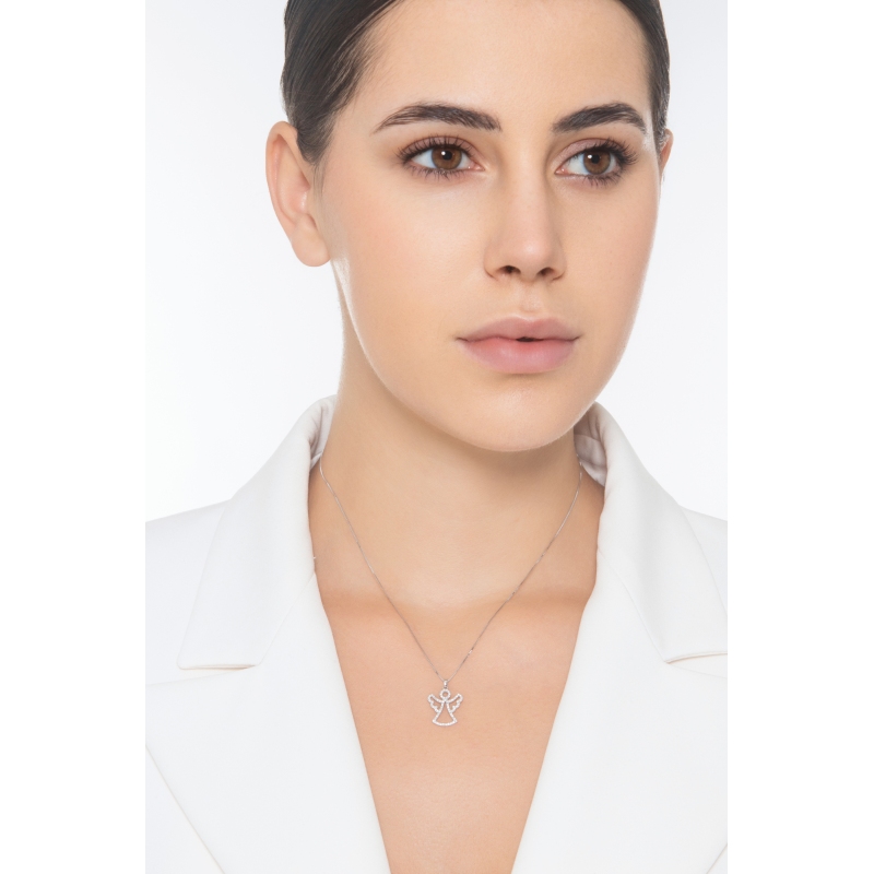 Collier en or blanc 18 carats avec pendentif ange en diamants  Collier en or blanc 18 carats avec pendentif ange en diamants