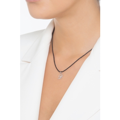 Pendentif avec initiale D Or blanc 18 carats
