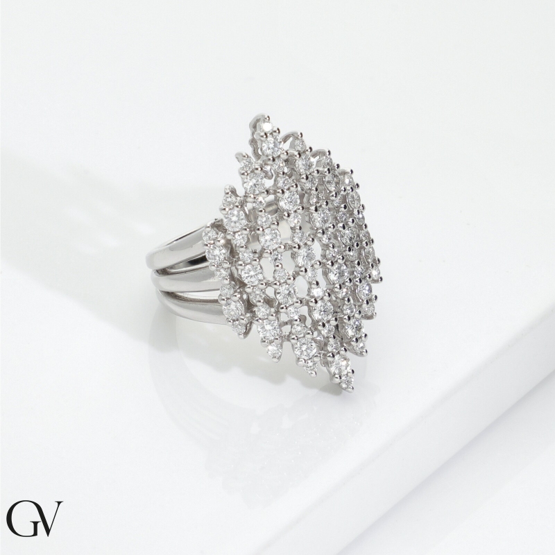 Bague design femme or blanc diamant Bague design femme or blanc diamant