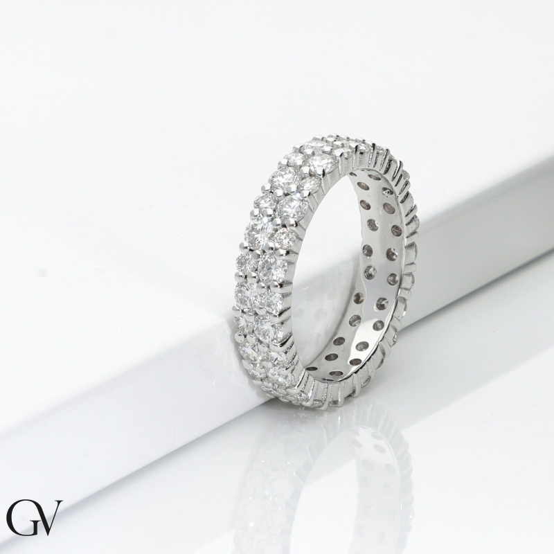 Bague diamants eternity en or blanc 18k  Bague diamants eternity en or blanc 18k