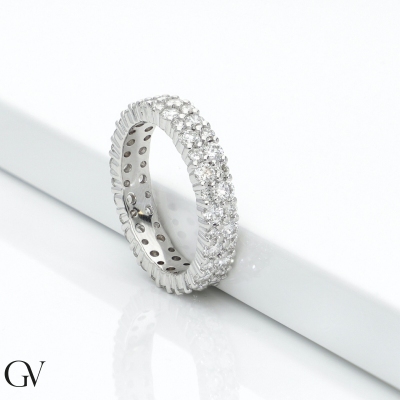 Bague eternity en or blanc 18k avec deux rangées de diamants 