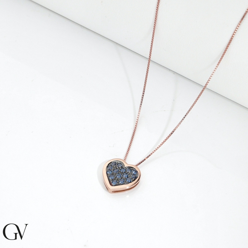 Collier en or rose 18k saphirs bleus Collier en or rose 18k saphirs bleus