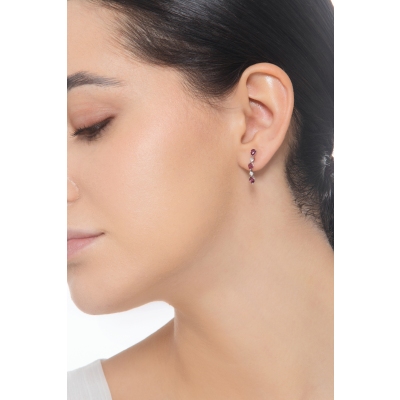Boucles d’oreilles or blanc 18k avec rubis poire et diamants