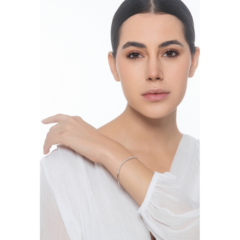 Bracelet ondulé en or blanc 18k avec diamants