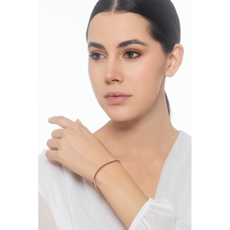 Bracelet homme semi-rigide en or rose 18k avec diamants noirs Bracelet homme semi-rigide en or rose 18k avec diamants noirs