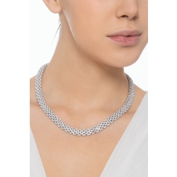 Collier élégant en or blanc 750 avec des diamants 2