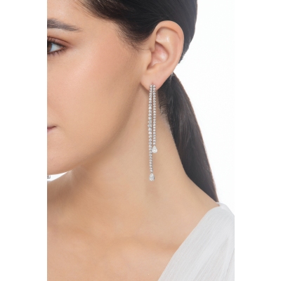Boucles d'oreilles pendantes en or blanc 18 carats es diamants taille poire GIA