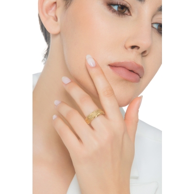 Bague design en or jaune 18 carats