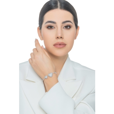 Bracelet semirigide or blanc avec deux cœurs en diamant