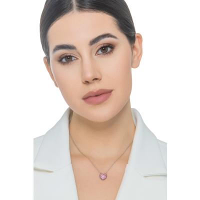 Collier en or blanc 18 carats avec cœur saphirs roses