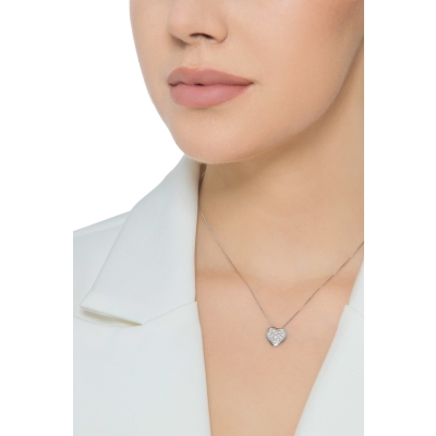 Collier coeur en or blanc 18 carats avec diamants 