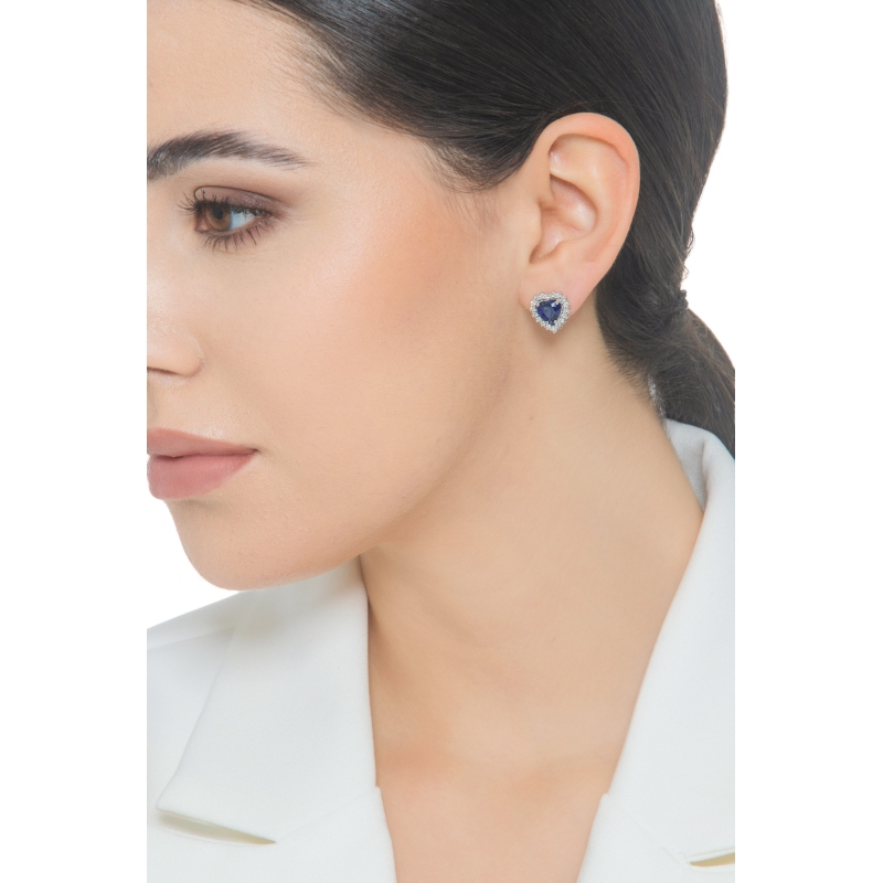 Boucles d’oreilles en or blanc 18k avec saphir bleu Boucles d’oreilles en or blanc 18k avec saphir bleu