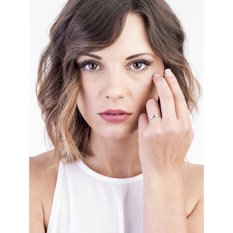 Alliance d'anniversaire de mariage en or rose et blanc 18k et diamant Alliance d'anniversaire de mariage en or rose et blanc 18k et diamant