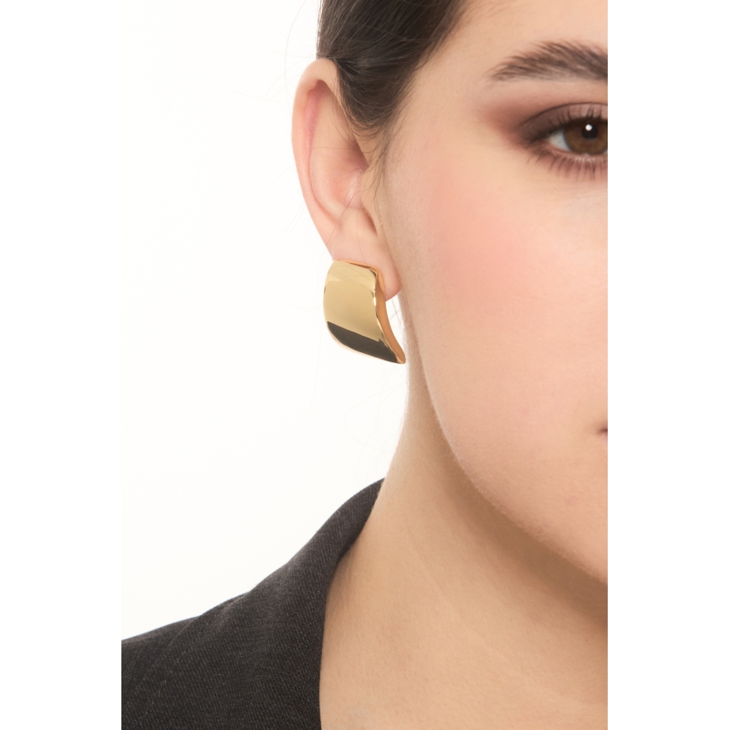 Boucles d'oreilles rectangulaires en or jaune 18K Boucles d'oreilles rectangulaires en or jaune 18K