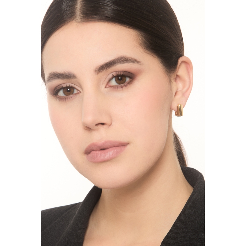 Boucles d'oreilles carrées ouvertes en or jaune 750 Boucles d'oreilles carrées ouvertes en or jaune 750