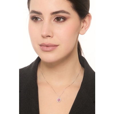 Collier en or blanc avec saphir rose