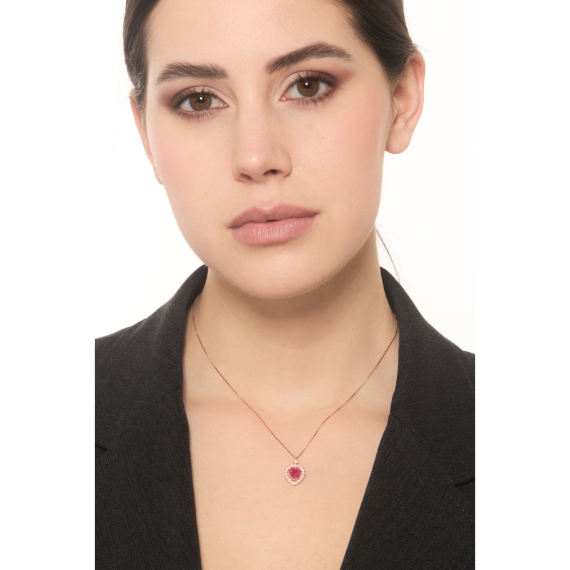 Collier pendentif cœur rubis  en or rose 18K Collier pendentif cœur rubis  en or rose 18K