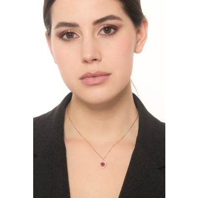 Collier pendentif cœur rubis  en or rose 18K