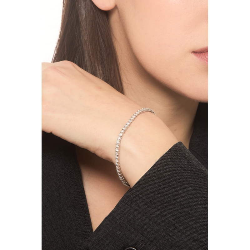 Bracelet diamants style tennis en or blanc 18k  Bracelet diamants style tennis en or blanc 18k