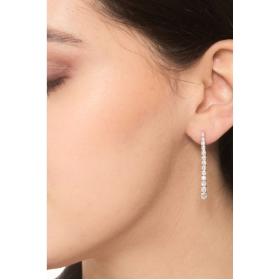 Boucles d’oreilles tennis en or blanc 18k à design dégradé 1,55 ct