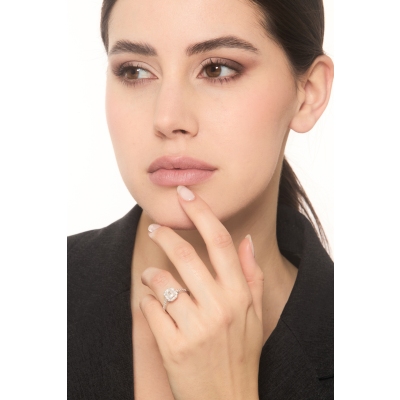 Anneau solitaire or 750 avec diamant émeraude certifié GIA CT.1,00