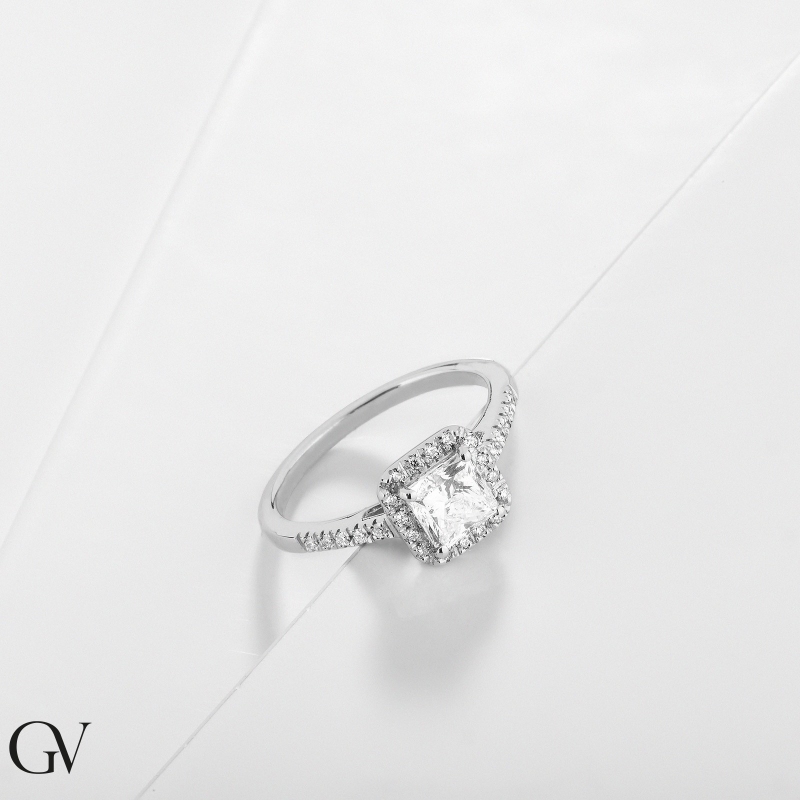 Bague taille princesse certifié GIA CT.1.00 or blanc 18k Bague taille princesse certifié GIA CT.1.00 or blanc 18k