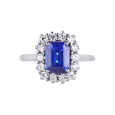 Bague Halo femme en or blanc 18k avec saphir bleu et diamants